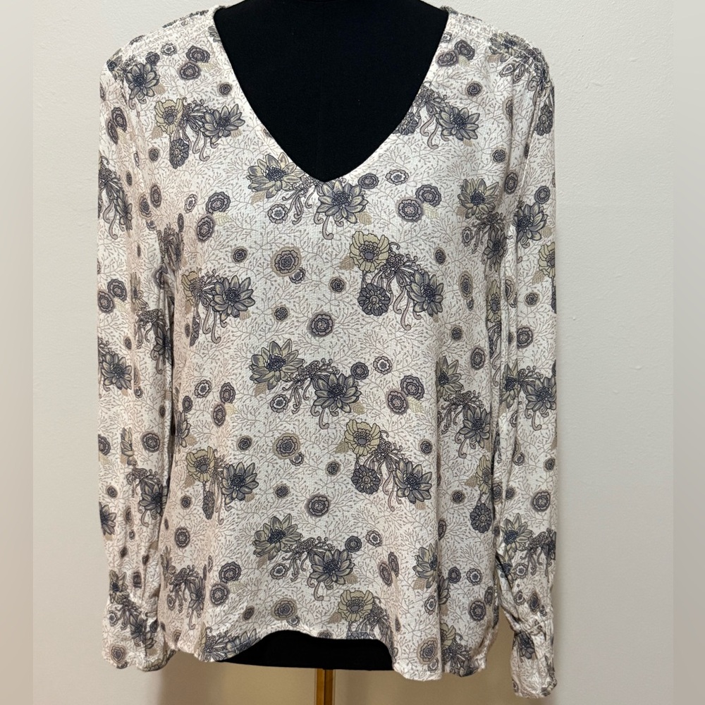 Lucky Brand Cream and Gray Floral Blouse